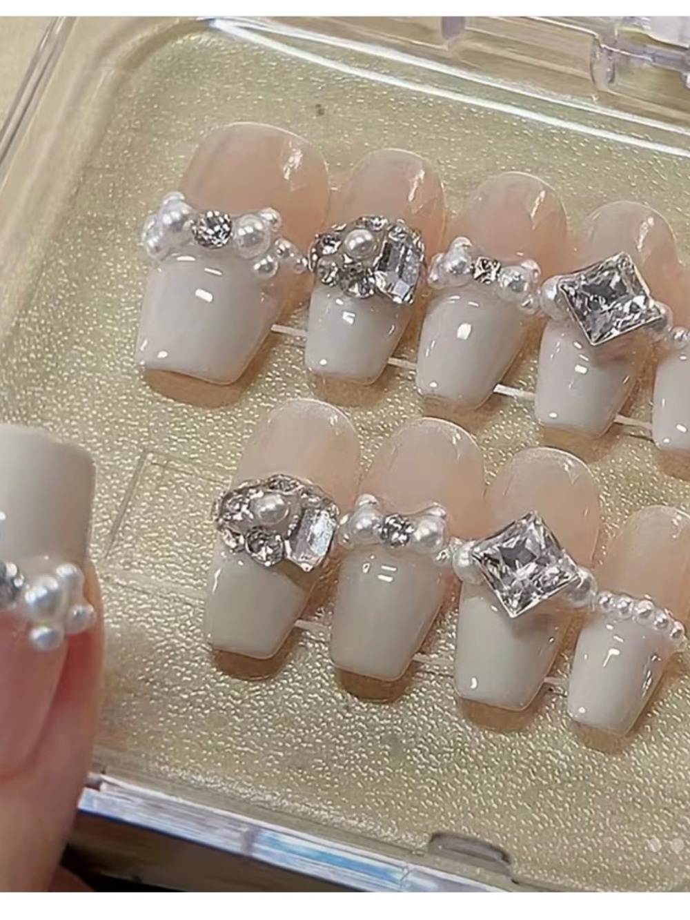 10PCS of Handmade Medium -length Base Color Press-On Nails, Easy & Elegant M - Picture 7 of 7